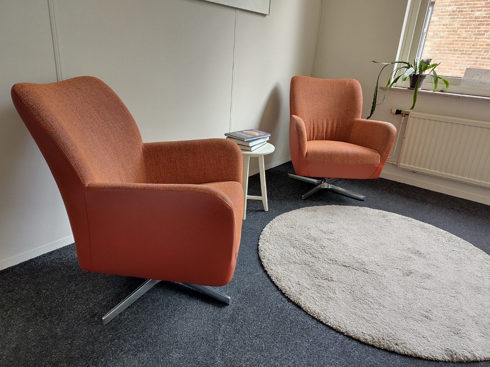 Set van 2 Design draaifauteuils Bert de Plantagie, Ophalen of Verzenden, Leer, Twee