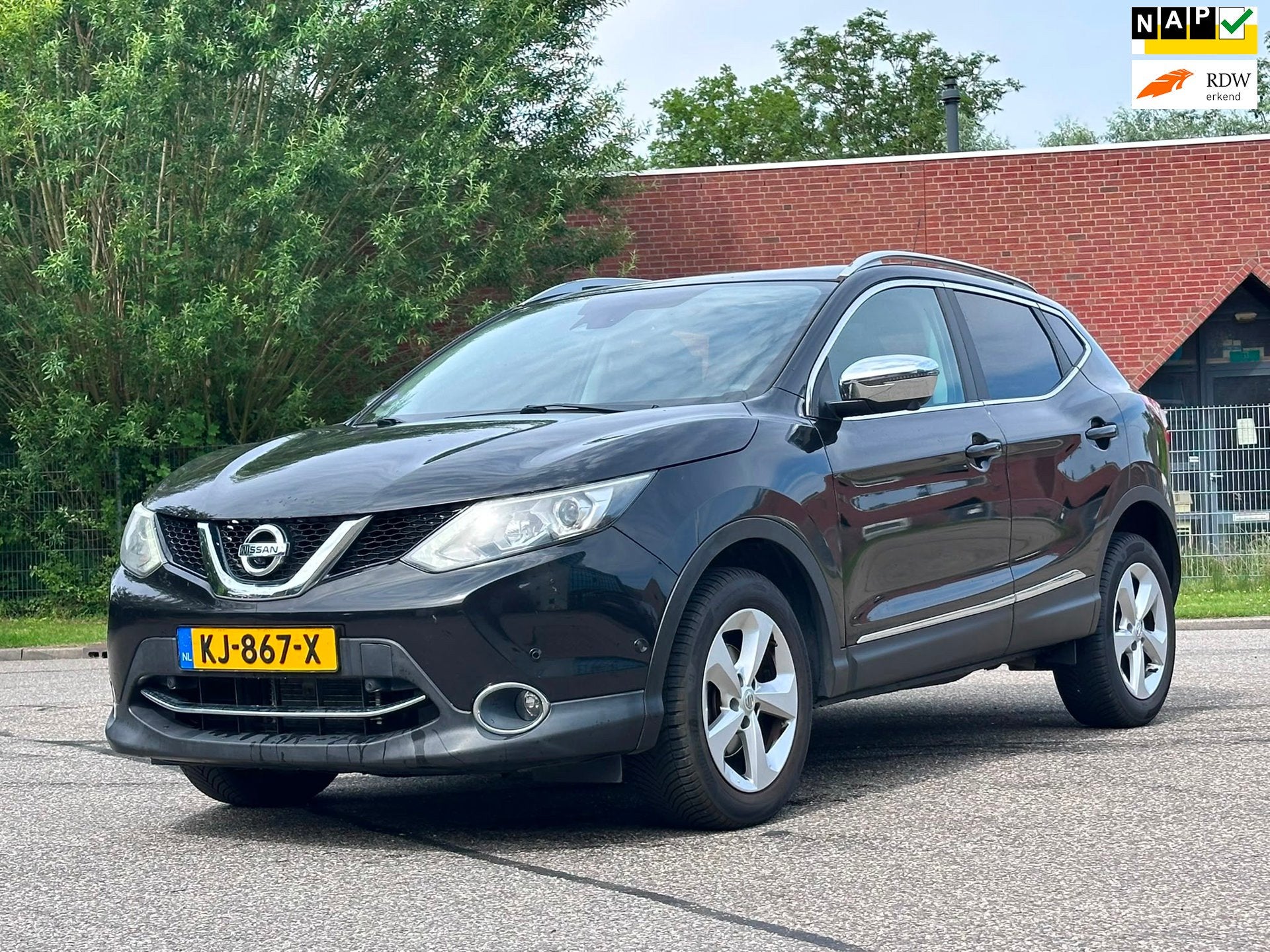 Nissan Qashqai 1.2 Tekna Automaat*360 Camera*Pano*Leder*Navi, Auto's, Dealer onderhouden, Gebruikt, 4 cilinders, 116 pk