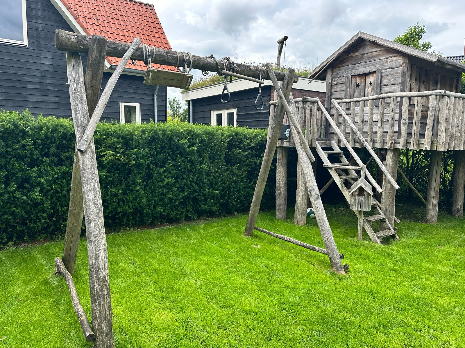 Houten schommel met klimtouw, ringen en rekstok, Ophalen, Gebruikt, Schommel