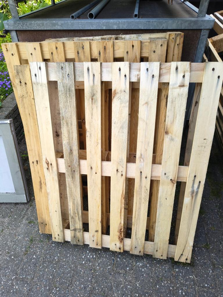6 gebruikte pallets - Gratis af te halen, Ophalen