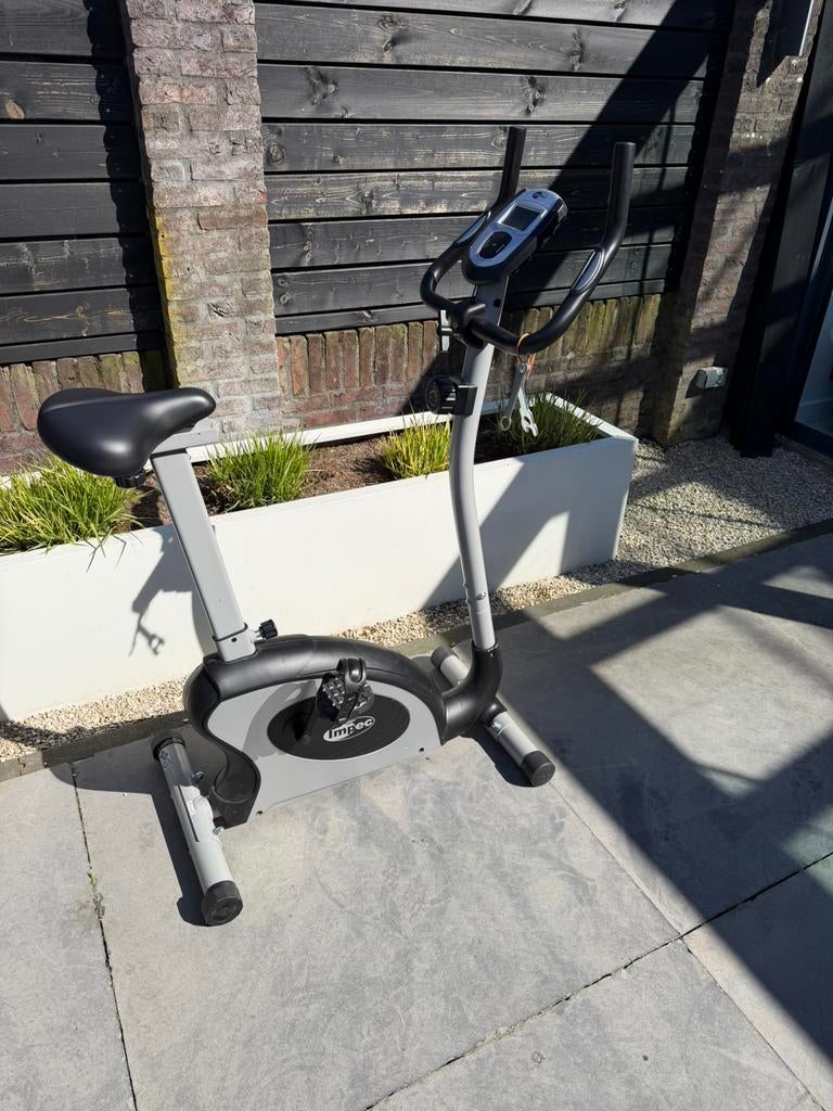 Home trainer, Fietsen en Brommers, Fietsen | Vouwfietsen, Ophalen, Zo goed als nieuw