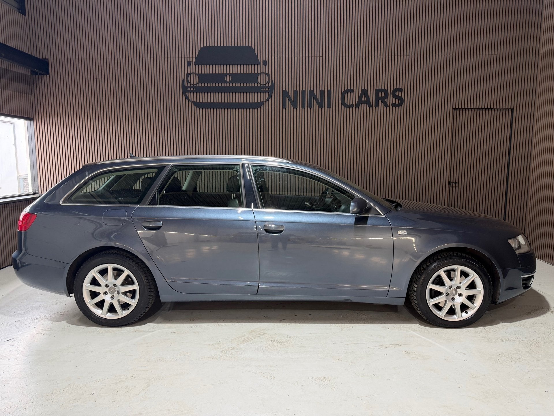 Audi A6 Avant 3.2 FSi quattro edition Volle uitvoering., Automaat, Gebruikt, 1715 kg, Automatische klimaatregeling