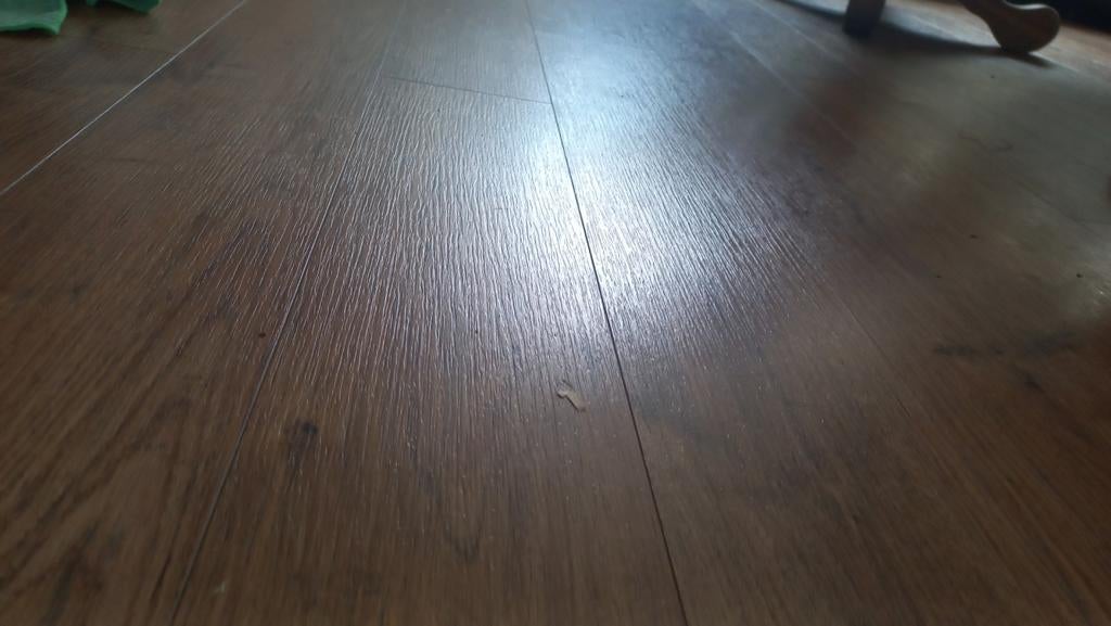 Mooi goede laminaat 26 vierkante meter, Ophalen, Bruin, Zo goed als nieuw, 25 tot 50 m²