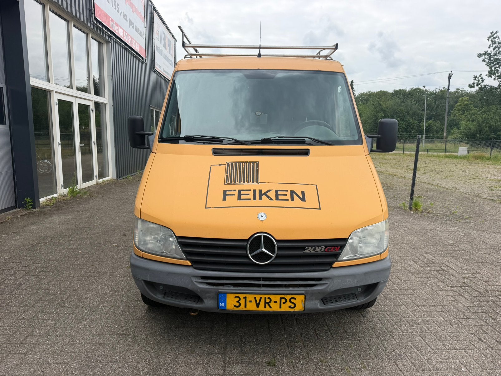 Mercedes-Benz Sprinter  NAP  2.1 208 CDI 2000 nap rijd goed, Auto's, Bestelauto's, 4 cilinders, 2000 kg, Grijs, 81 pk