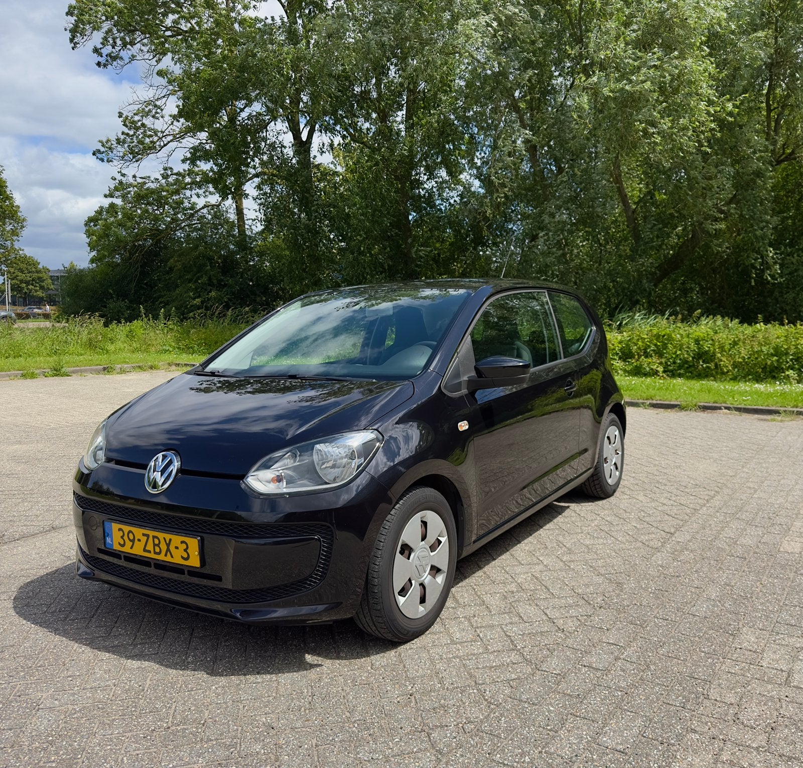 Volkswagen up! 1.0 2012 Zwart, Voorwielaandrijving, Stof, Up!, 840 kg