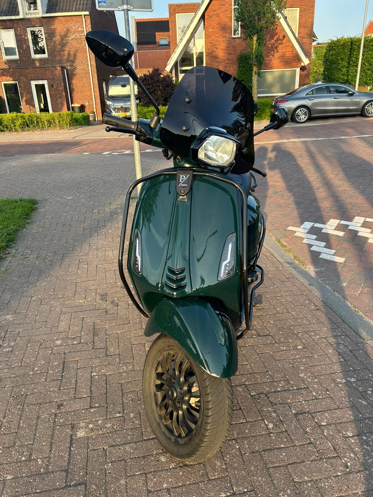 Vespa sprint brom, Ophalen, Overige modellen, Maximaal 45 km/u, Zo goed als nieuw