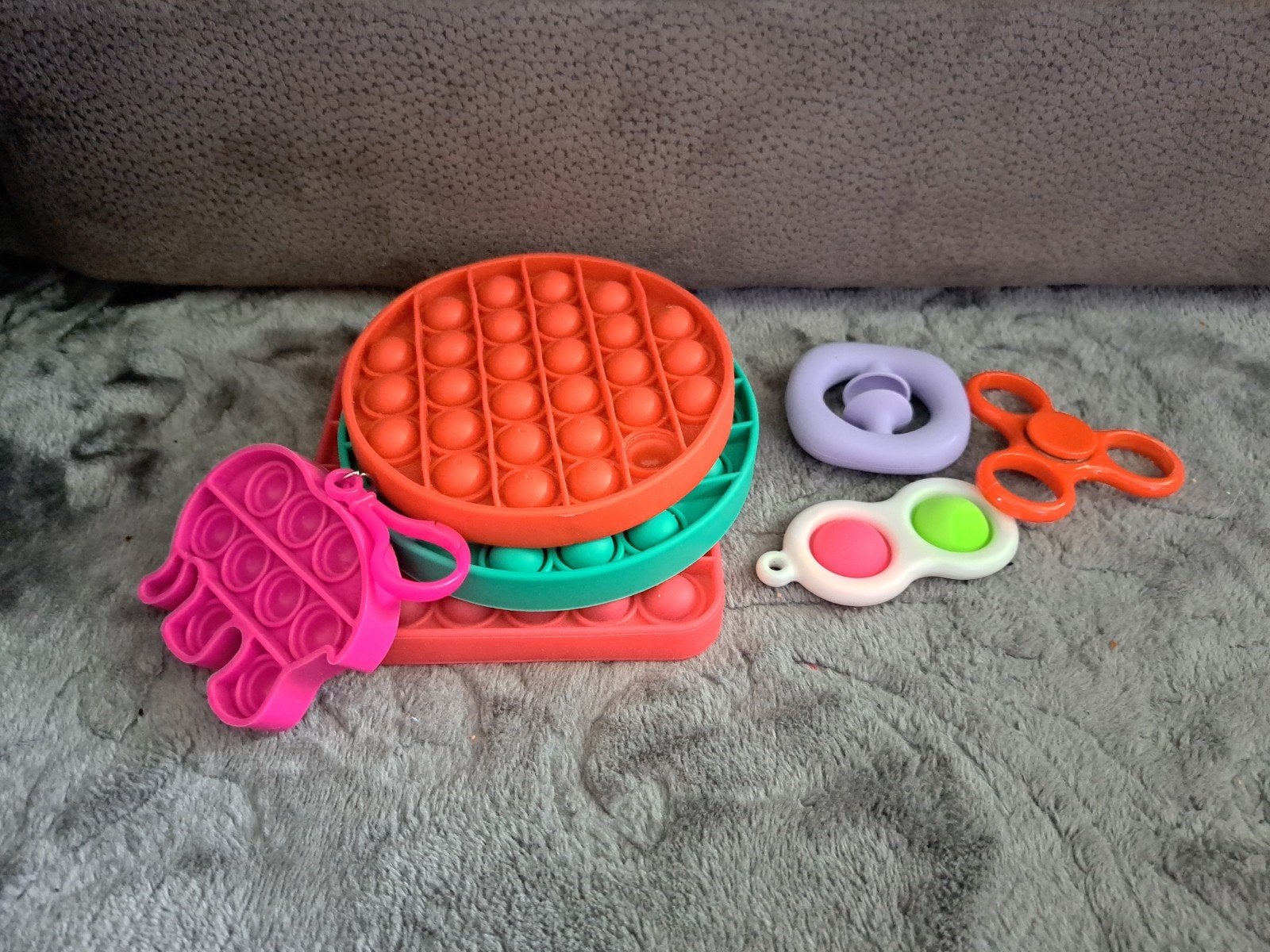 7 fidgets, Ophalen