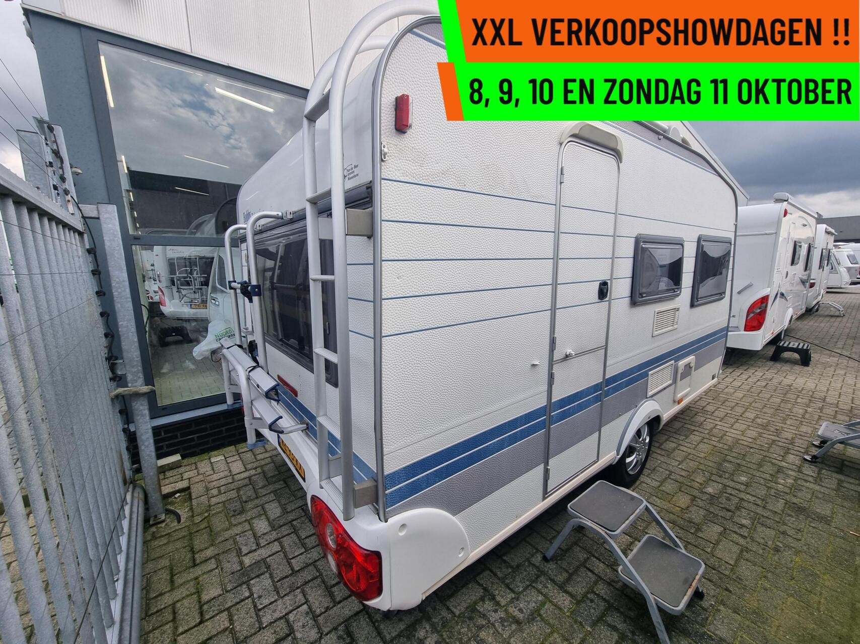 Hobby DE LUXE 400 KB VOORTENT + STAPELBED + LUIFEL + 4 PERS, Hobby, Bedrijf, 750 - 1000 kg, 5 tot 6 meter