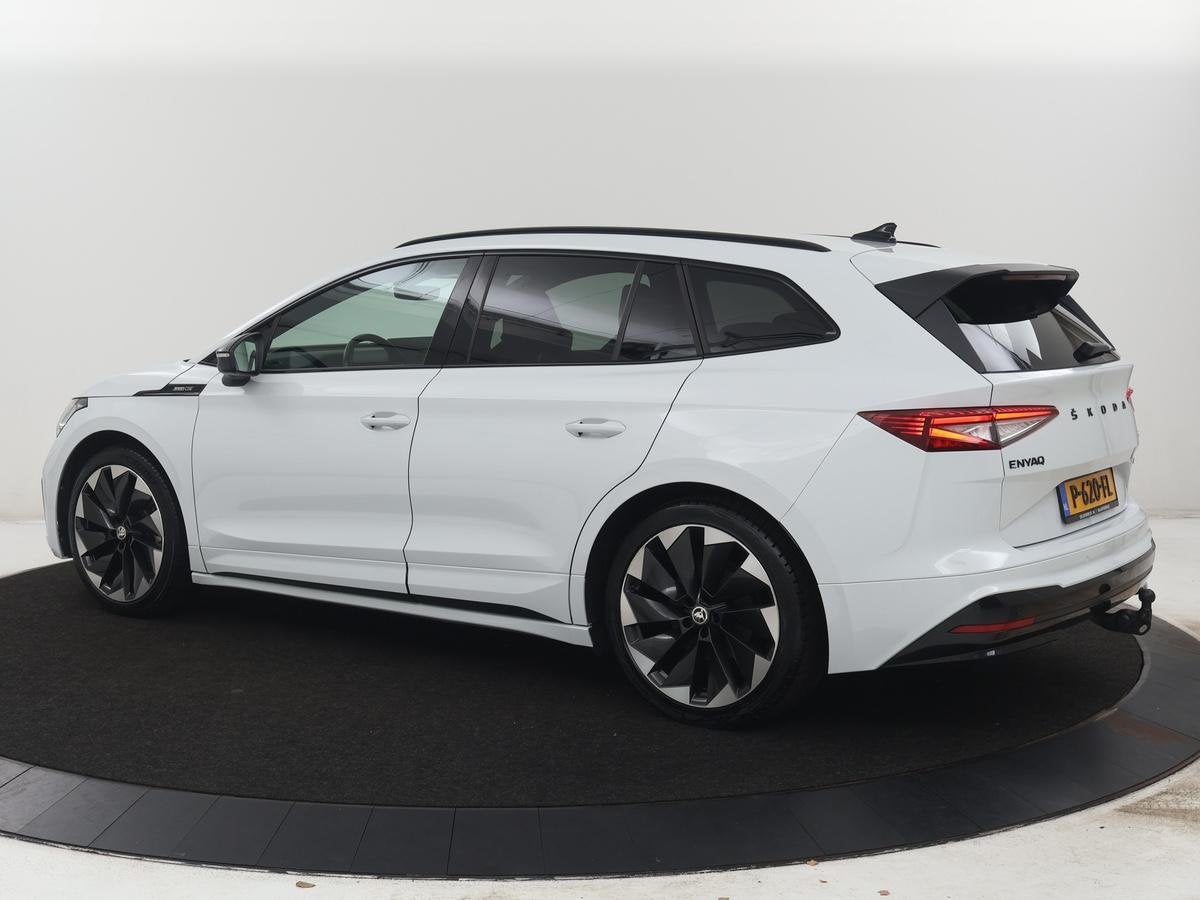 Skoda Enyaq iV 80 Sportline | SOH 88% | Leder/alcantara | St, Achterwielaandrijving, Gebruikt, Zwart, 80 kWh