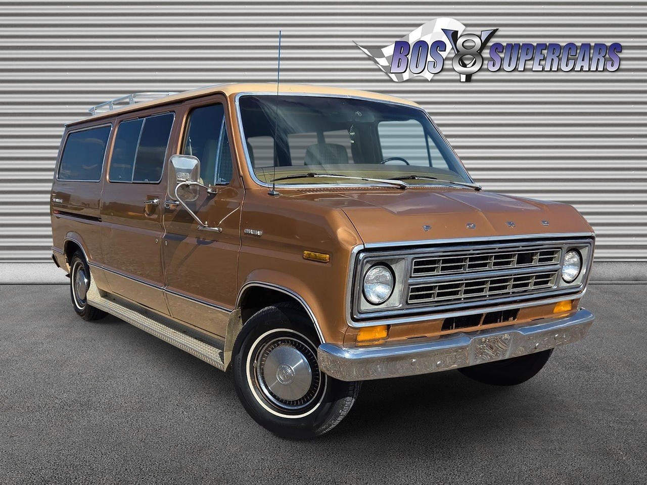 Ford USA Econoline E-150 CLUBWAGON (bj 1976, automaat), Auto's, Automaat, Bruin, Bedrijf, 9 stoelen