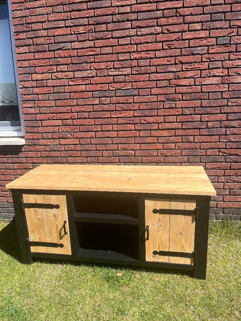 Dressoir/tv meubel, Ophalen, 100 tot 150 cm, Zo goed als nieuw, Minder dan 100 cm