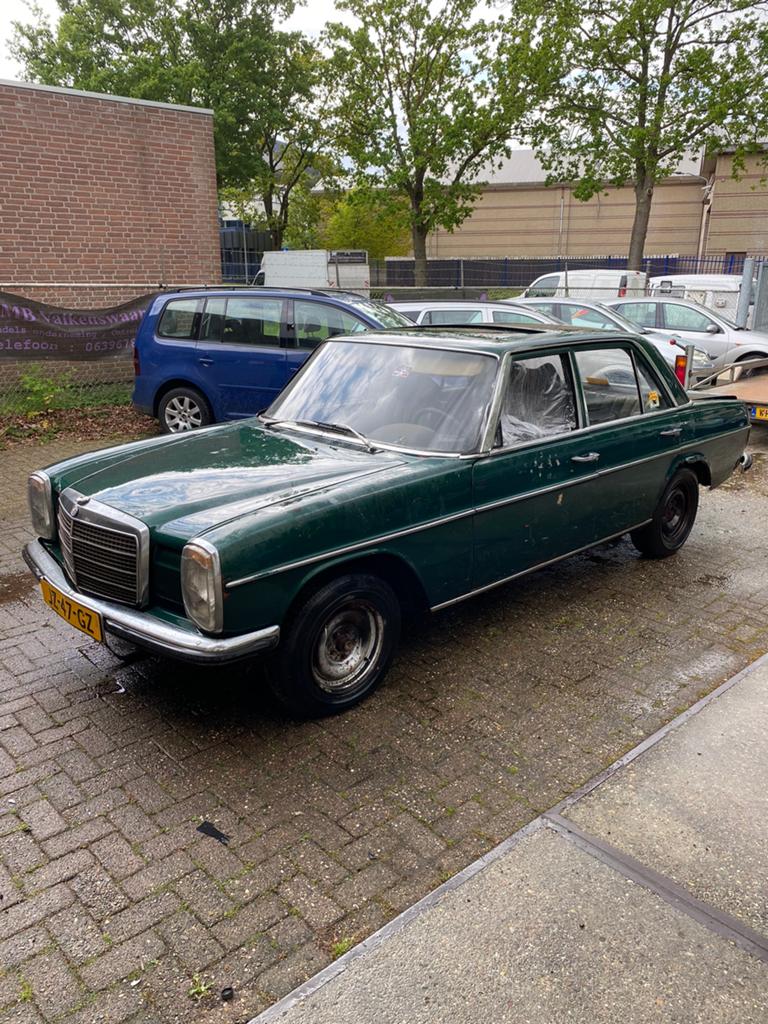 W115 schuurvondst 220, Bedrijf, Te koop