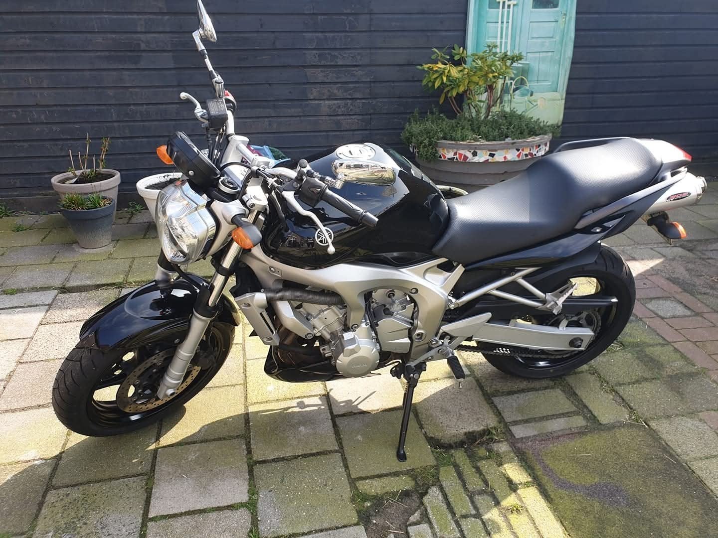Yamaha FZ6  - Verlaagd, ideaal voor kleinere rijders, Motoren, Motoren | Yamaha, 4 cilinders, Motorrijbewijs A, Gebruikt, Particulier
