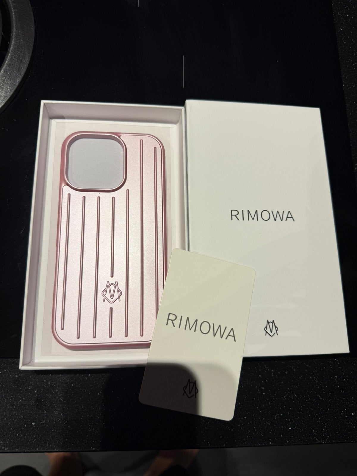 Rimowa telfoon hoesje iphone 16 pro, Ophalen of Verzenden, Zo goed als nieuw