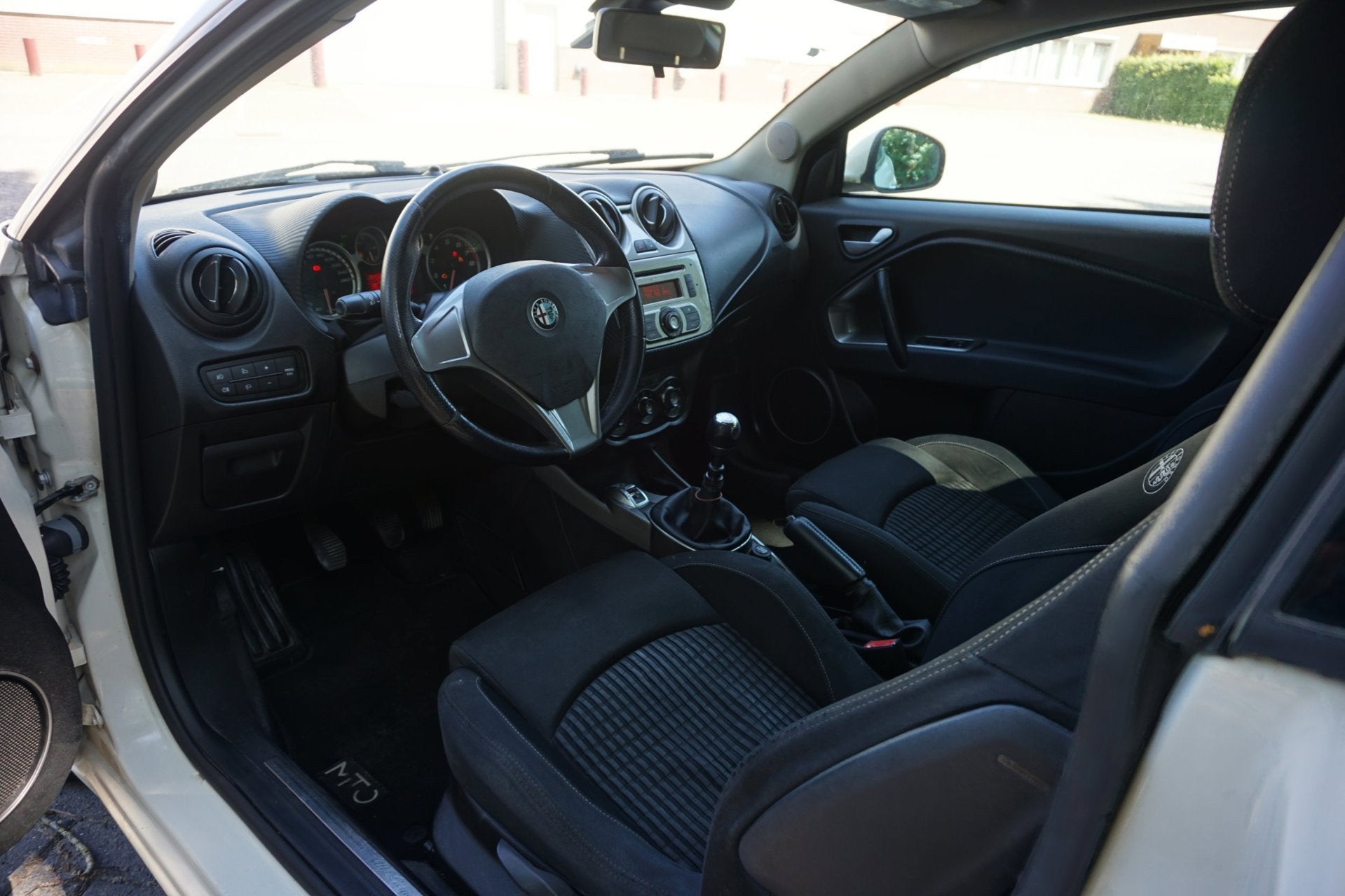 Alfa Romeo MiTo 1.4, Auto's, Alfa Romeo, Voorwielaandrijving, Euro 5, Stof, Gebruikt