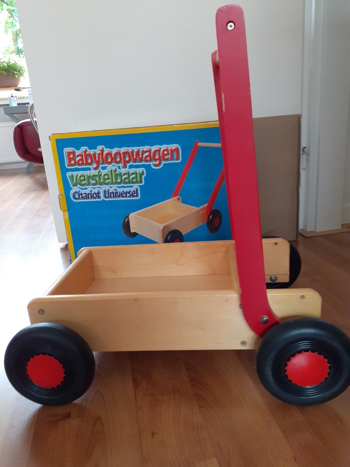 Baby loopwagen, Kinderen en Baby's, Speelgoed | Houten speelgoed, Ophalen of Verzenden, Gebruikt, Duw- of Trekspeelgoed