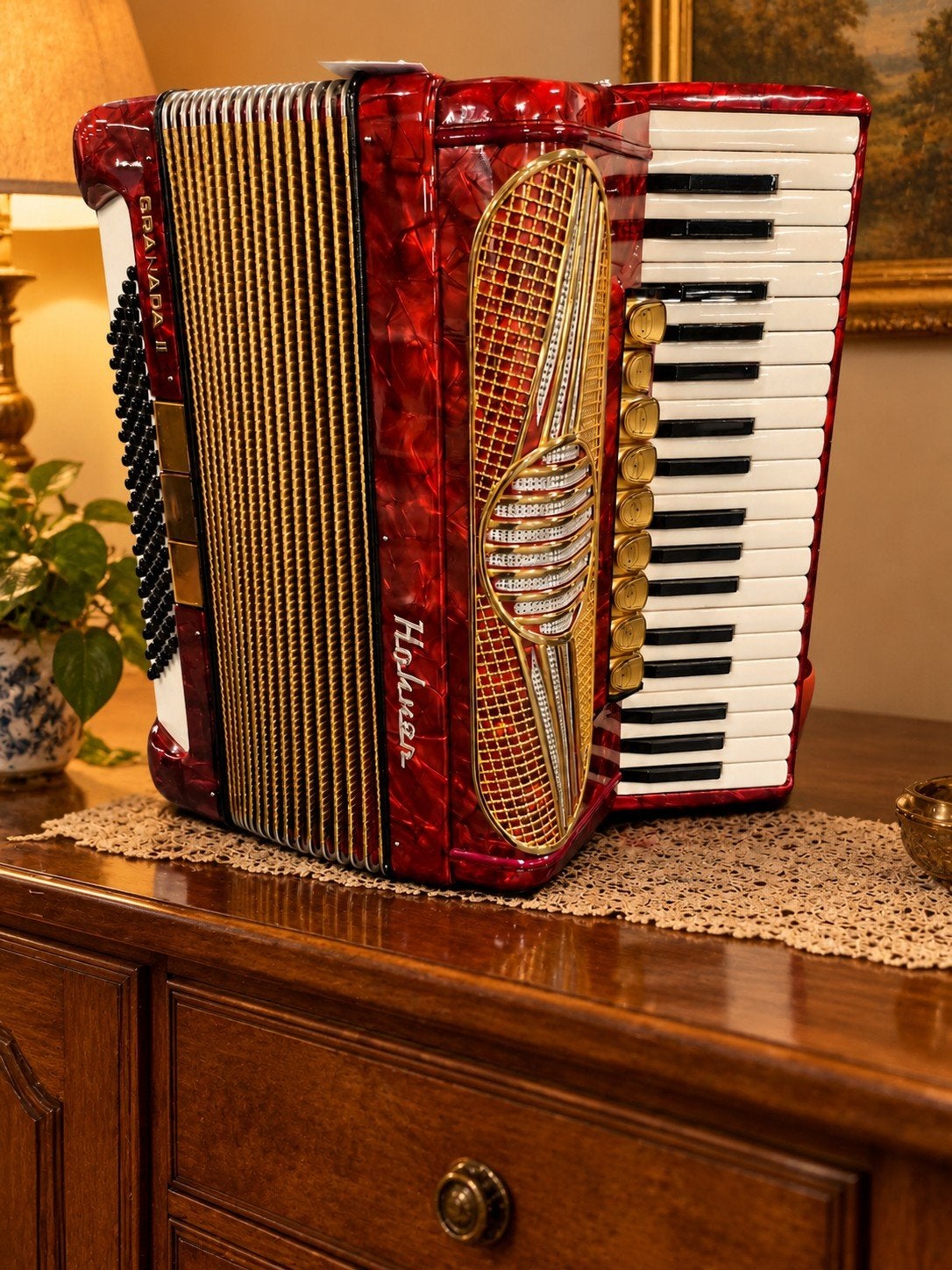 Hohner Granada II 96 Bas, Ophalen, Met koffer, Toetsaccordeon, Zo goed als nieuw