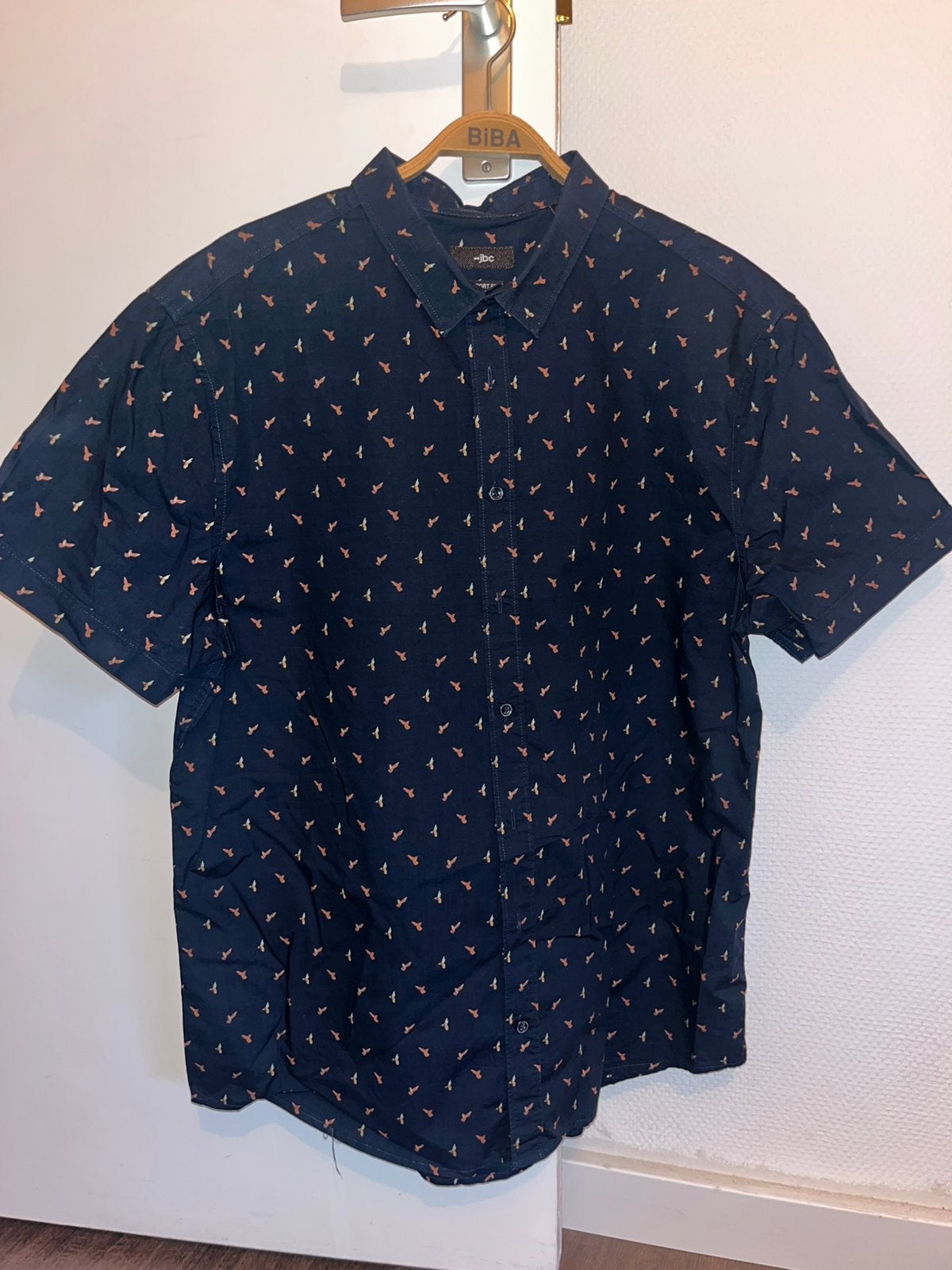 JBC donkerblauw overhemd met vogelprint, maat XL, Ophalen of Verzenden, Zo goed als nieuw, Blauw, Halswijdte 43/44 (XL)
