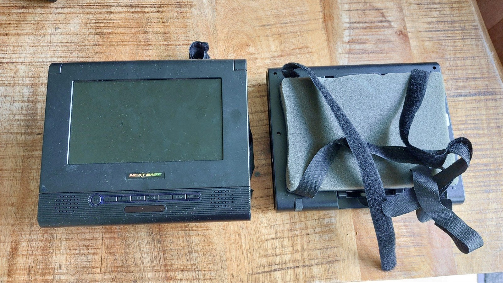 Dvd speler auto - nextbase sdv47a - 2 gekoppelde schermen, Ophalen of Verzenden, Gebruikt, Dvd-speler, Overige merken
