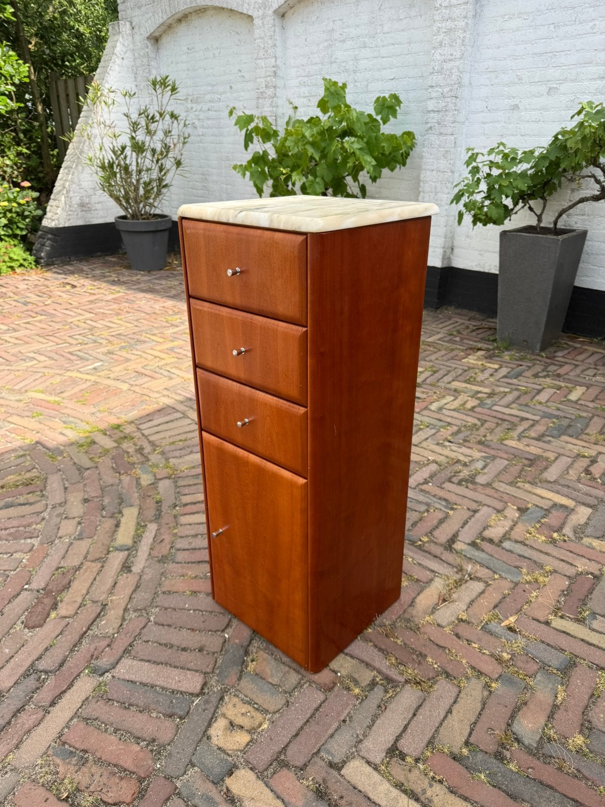 Vintage kast met marmer blad, Ophalen of Verzenden, 25 tot 50 cm, Eikenhout, Minder dan 50 cm