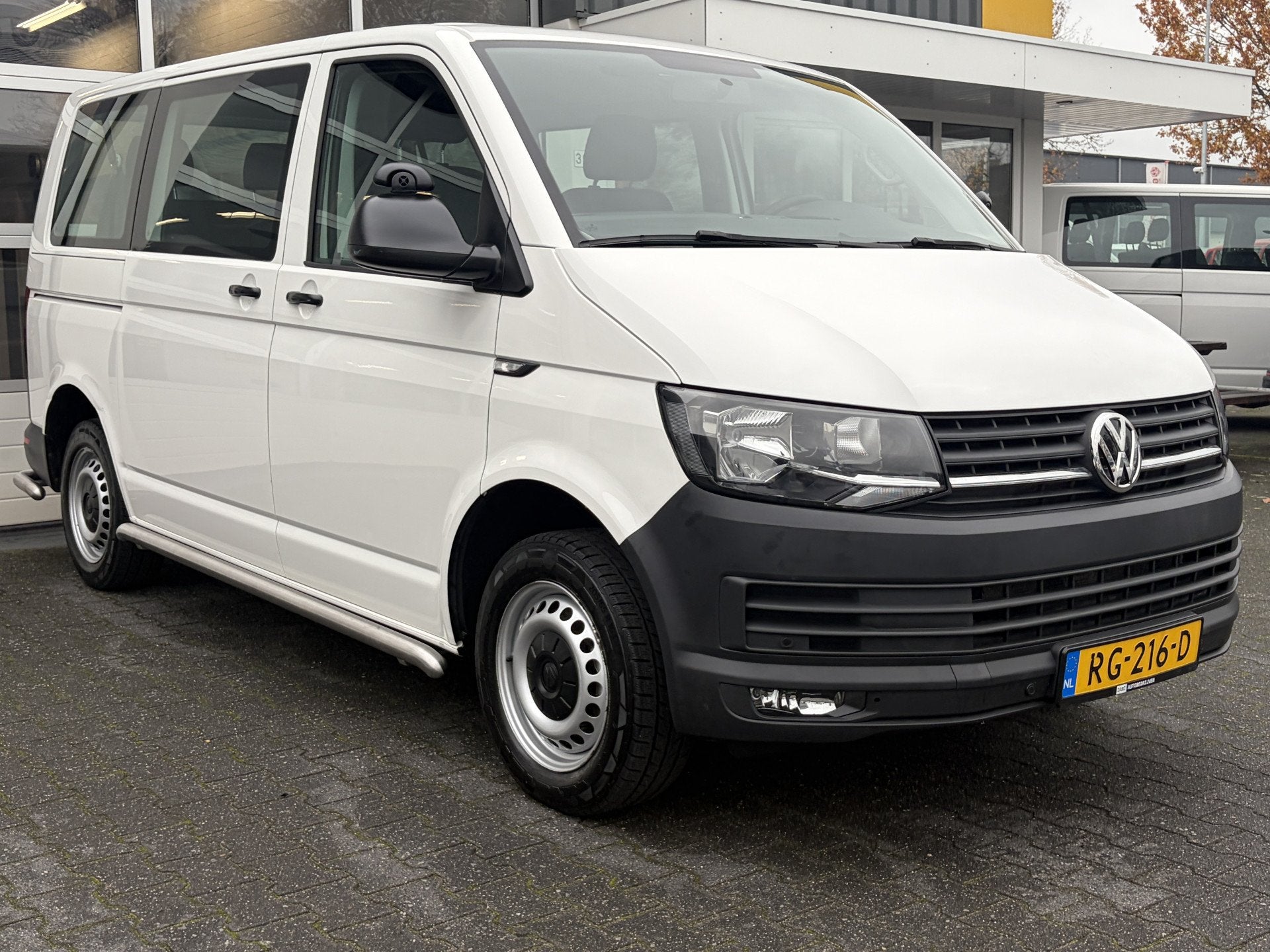 Volkswagen Transporter Kombi 2.0 TDI DSG Automaat L1H1 BTW e, Auto's, Stof, Gebruikt, 150 pk, 255 €/maand