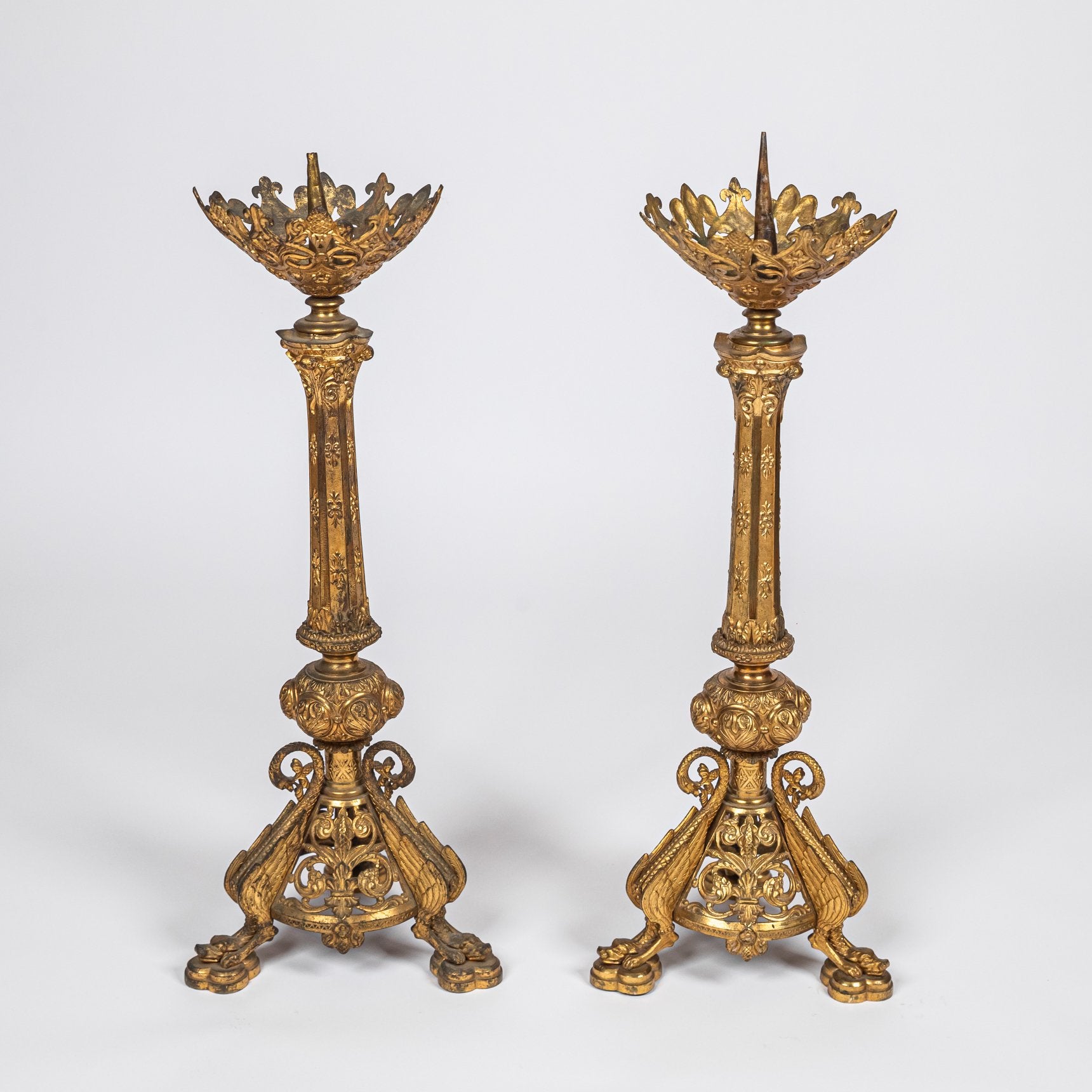 Set neogotische kerkkandelaren, Ophalen of Verzenden, Koper of Brons
