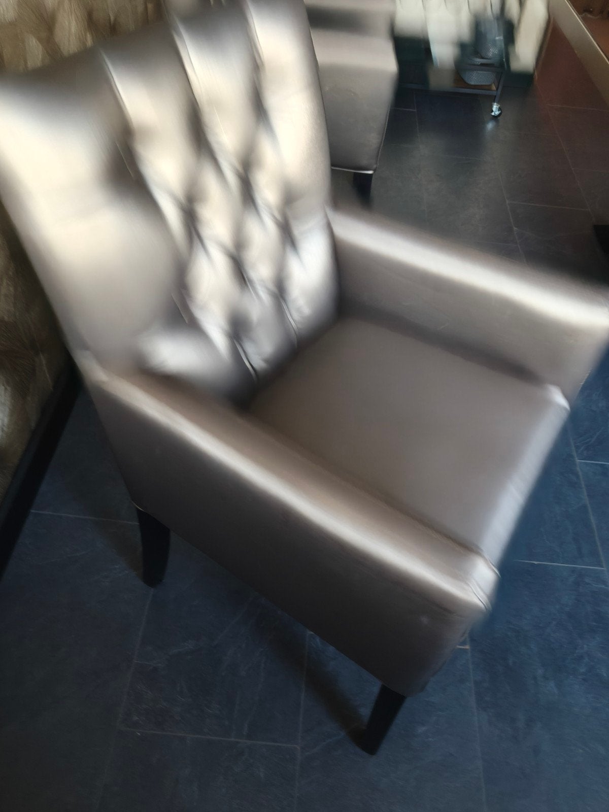 Te koop 4 eetkamer stoelen goud luxe style, Ophalen of Verzenden, Zo goed als nieuw