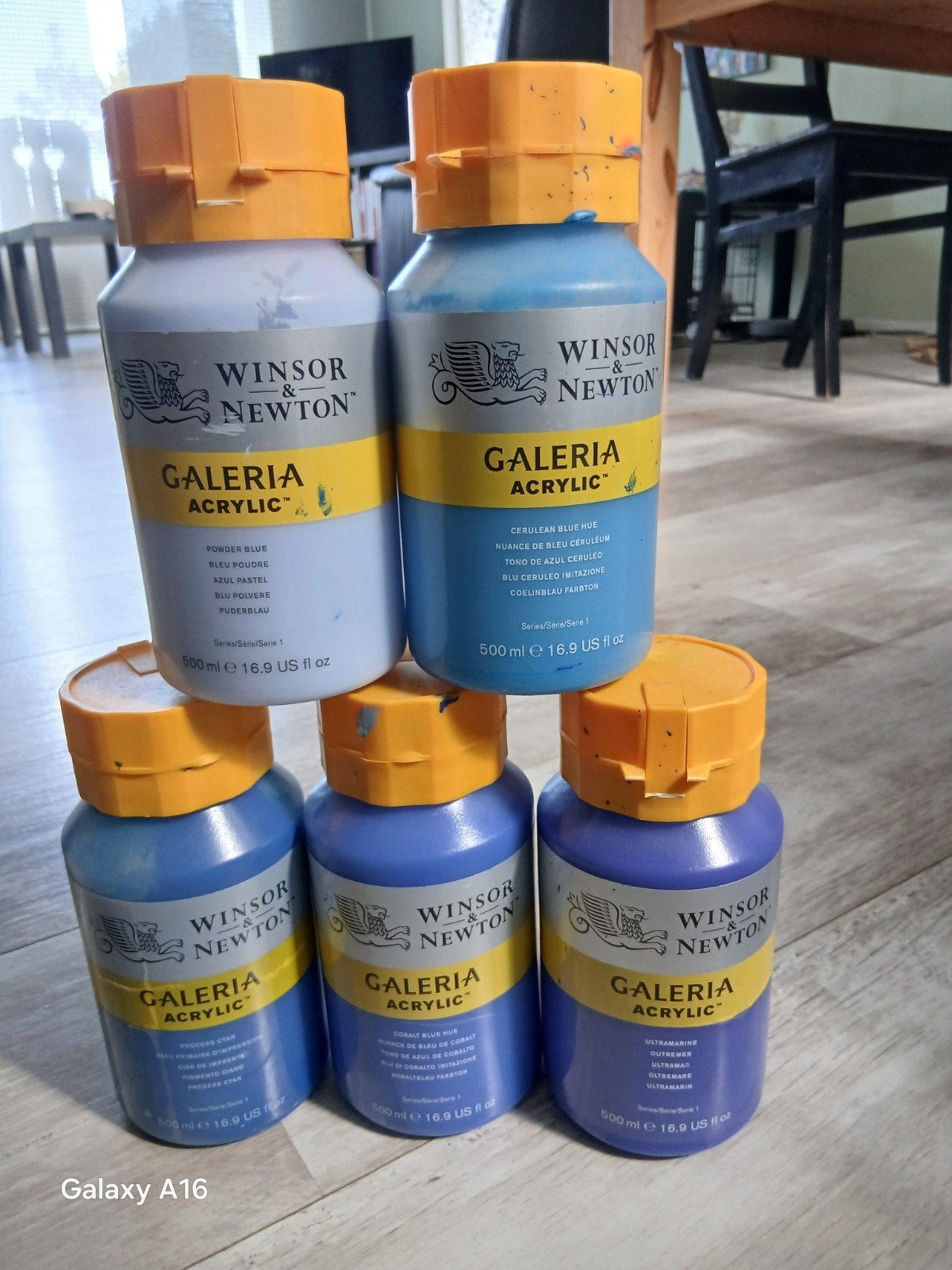 winsor & Newton acrylverf, Ophalen