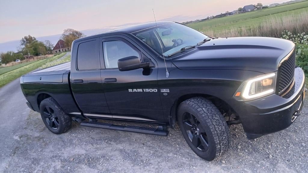 Dodge RAM Dodge RAM 2012, Automaat, 5654 cc, Lichtsensor, Zwart