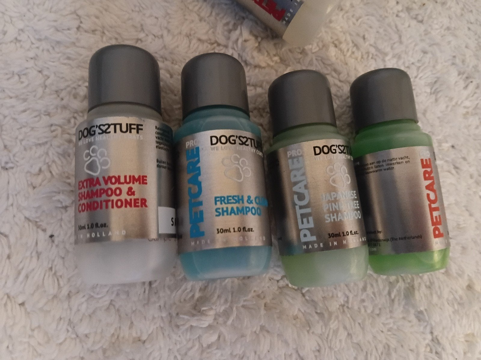 Honden shampoo & conditioner flesjes in reisformaat 4=€1, Dieren en Toebehoren, Ophalen of Verzenden, Nieuw