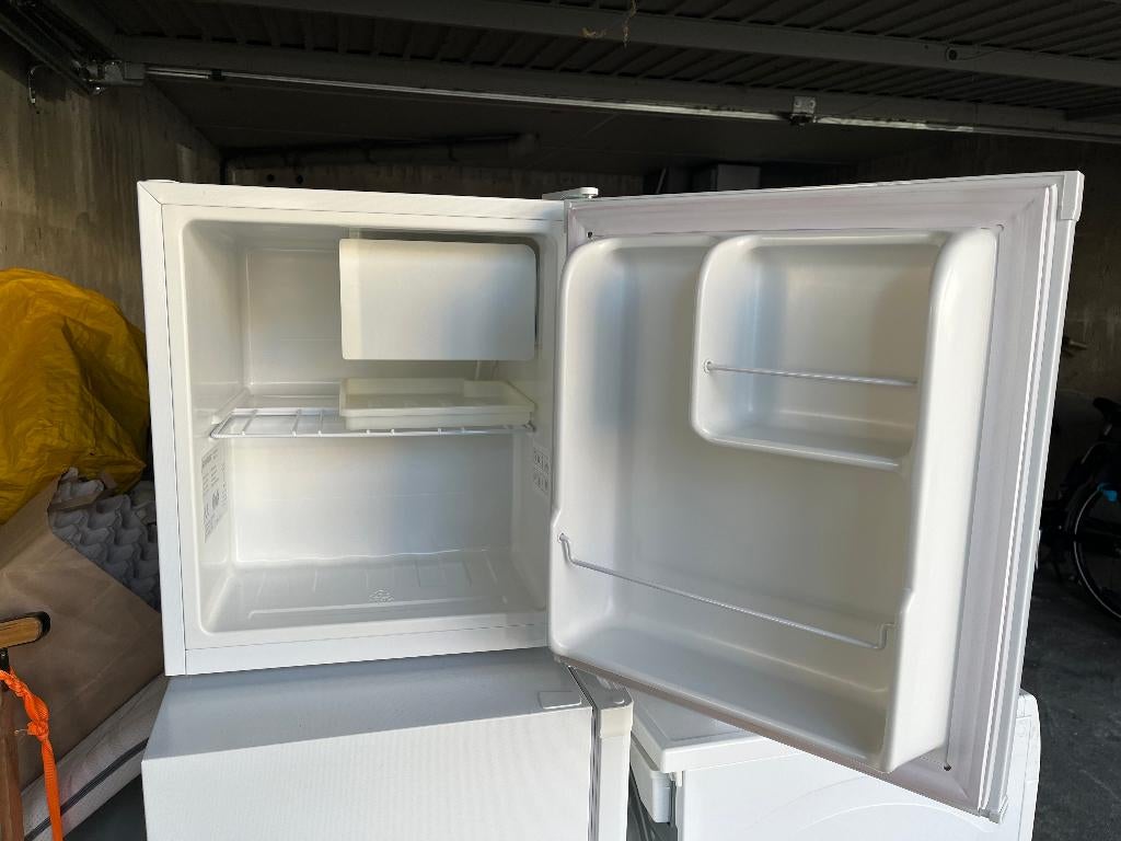 SilverCrest mini koelkast met vriesvak – nieuw, Witgoed en Apparatuur, Koelkasten en IJskasten, ., Nieuw, Ophalen of Verzenden