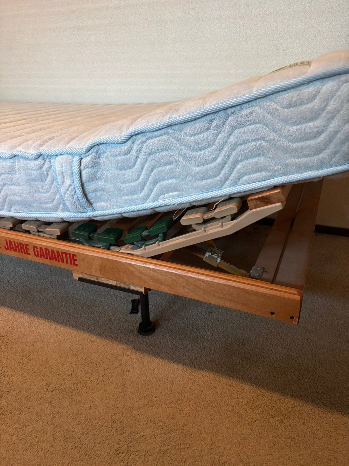 Heerlijke lattenbodem met matras, Ophalen, 90 cm, Eenpersoons, Zo goed als nieuw