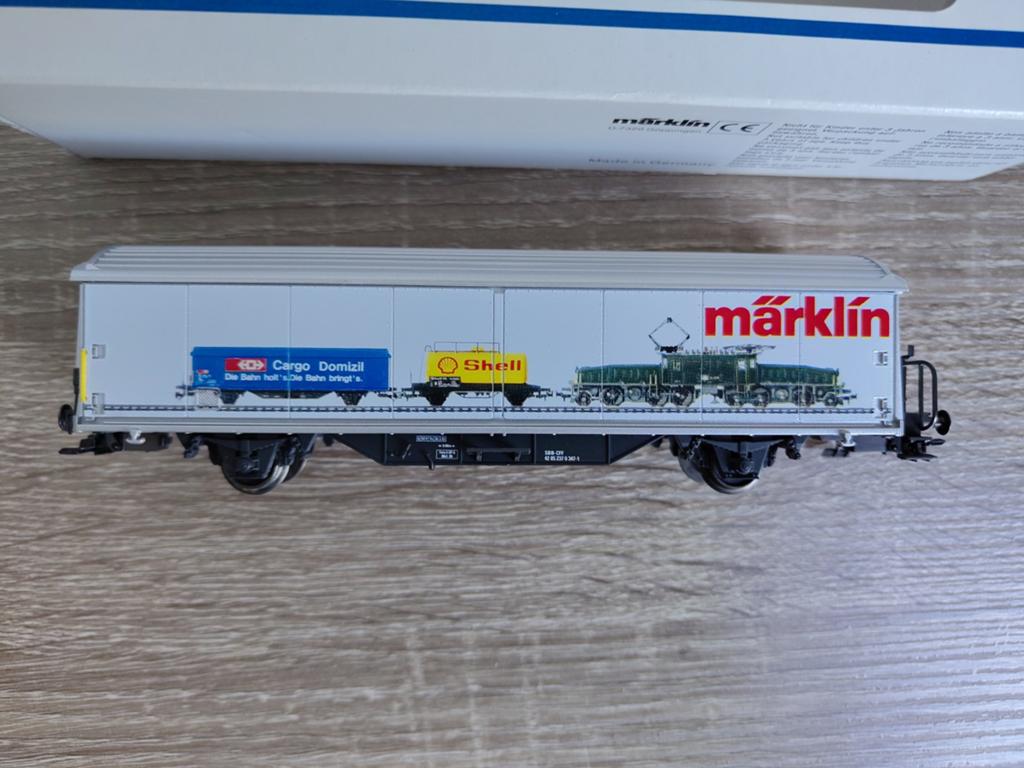 Märklin 4735 SBB Special - Zwitserse gesloten wagen, Wisselstroom, Wagon, Ophalen of Verzenden, Zo goed als nieuw