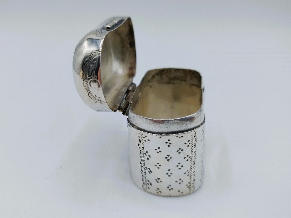 Zilveren lodereindoosje, Wed. v. Halteren, Schoonhoven, 1877, Verzenden, Zilver