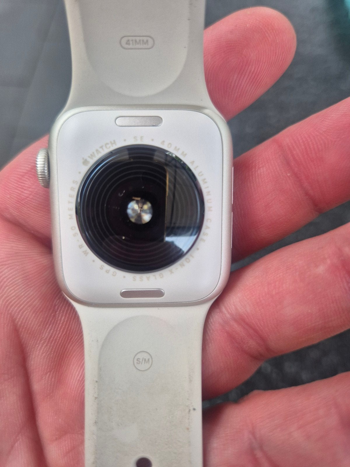 Apple Watch SE2 (2022) 40mm GPS - Zo goed als nieuw, Sieraden, Tassen en Uiterlijk, Smartwatches, Wit, IOS, Ophalen of Verzenden