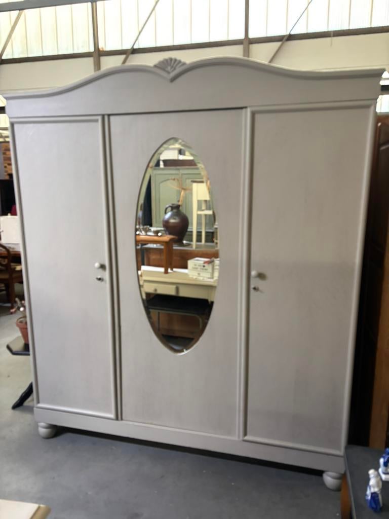 Brocante kledingkast, Huis en Inrichting, Kasten | Kledingkasten, Ophalen, 200 cm of meer, 150 tot 200 cm, Studiolarilo@gmail.com