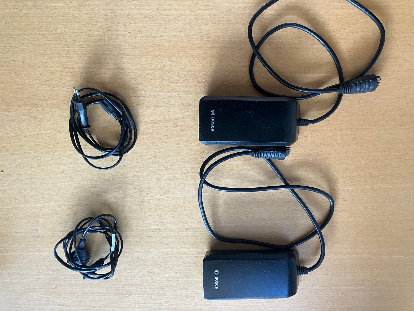 2stuks Bosch Compact Charger bike, Fietsen en Brommers, Fietsaccessoires | Fietsaccu's, Ophalen, Gebruikt