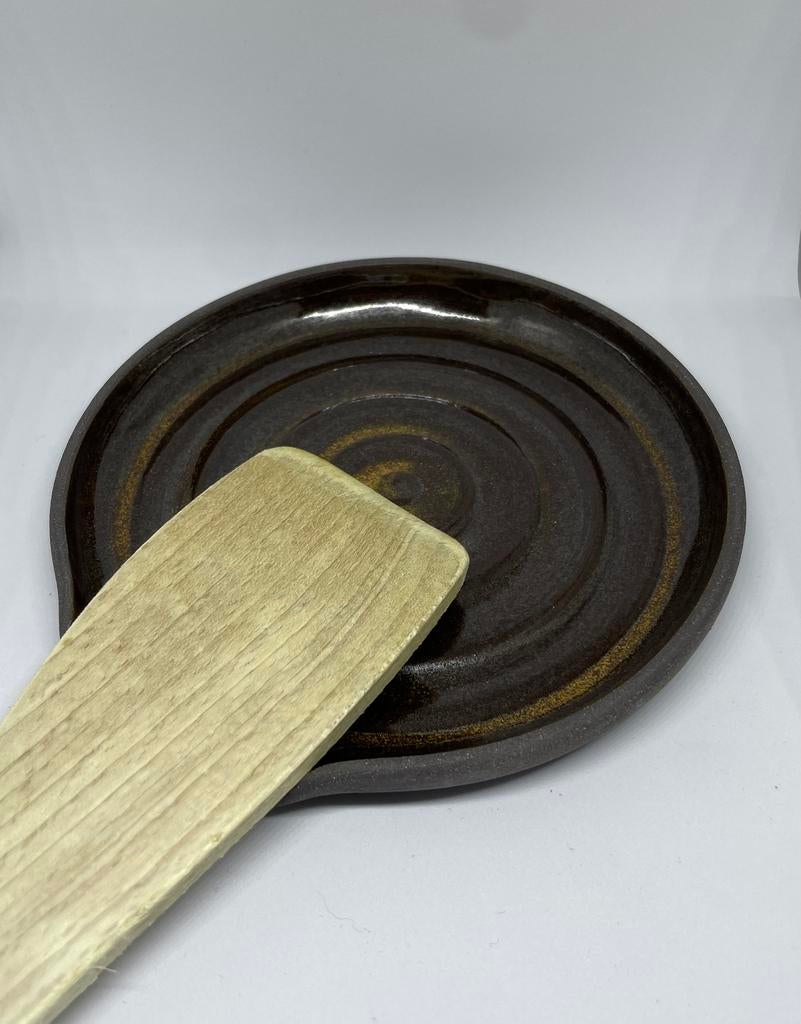 Handmade keramieken lepelhouder - Praktisch én decoratief, Overige typen, Nieuw, Ophalen of Verzenden, Zwart