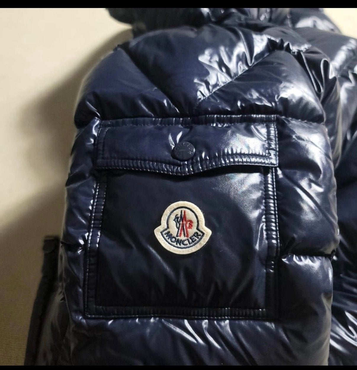 Moncler Maya Puffer Jas - Donkerblauw, Ophalen of Verzenden, Zo goed als nieuw, Maat 48/50 (M), Blauw