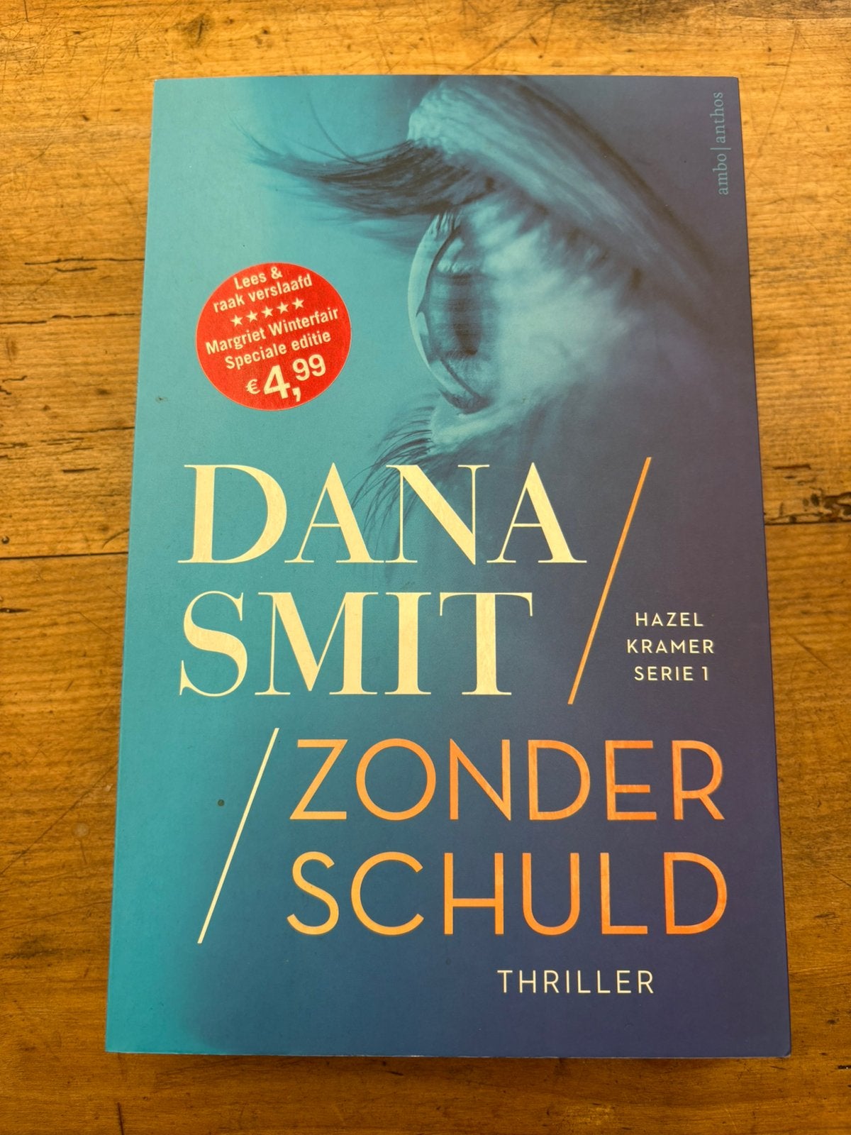 Dana Smit - Zonder schuld - special Winterfair, Ophalen of Verzenden, Gelezen, Dana Smit