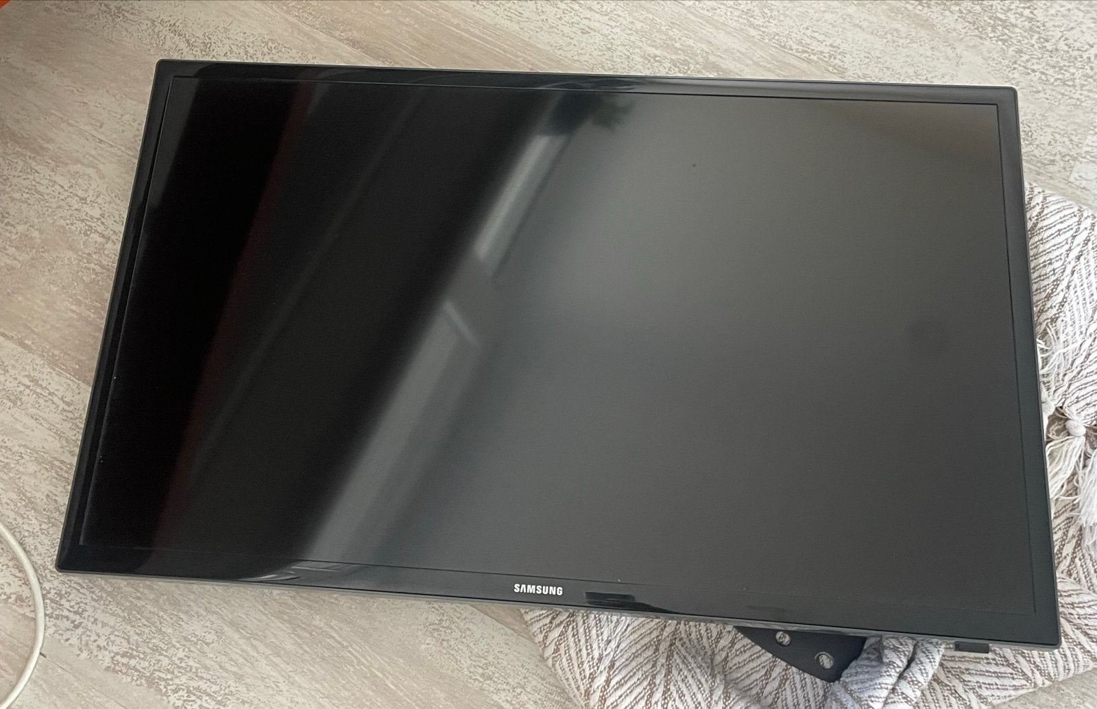 Samsung 32 inch LED TV met wandbeugel, Audio, Tv en Foto, Ophalen, 80 tot 100 cm, Samsung, Gebruikt