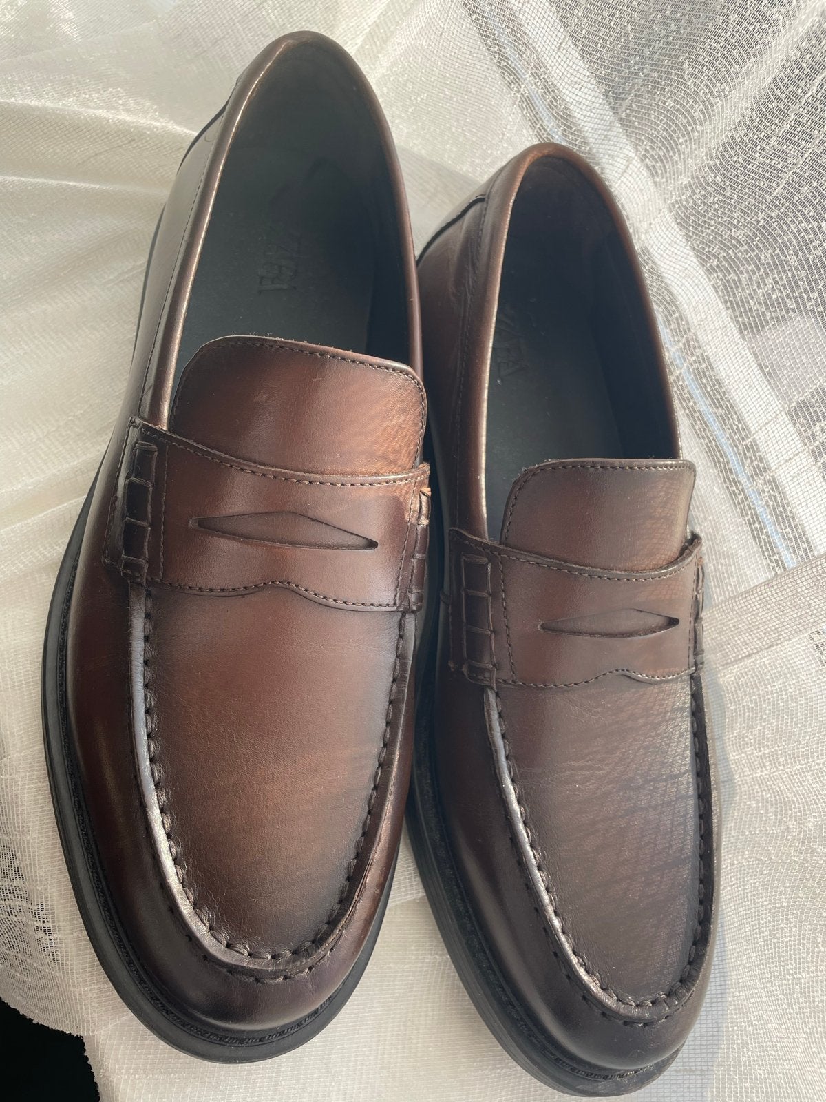 Gloednieuwe bruine echt leren loafers - Maat 43, Loafers, Bruin, Nieuw, Ophalen of Verzenden