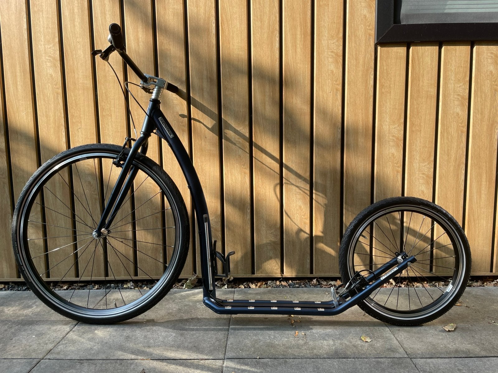 Kostka Travel kickbike step volwassenen Friesland, Ophalen, Zo goed als nieuw, Kickbike