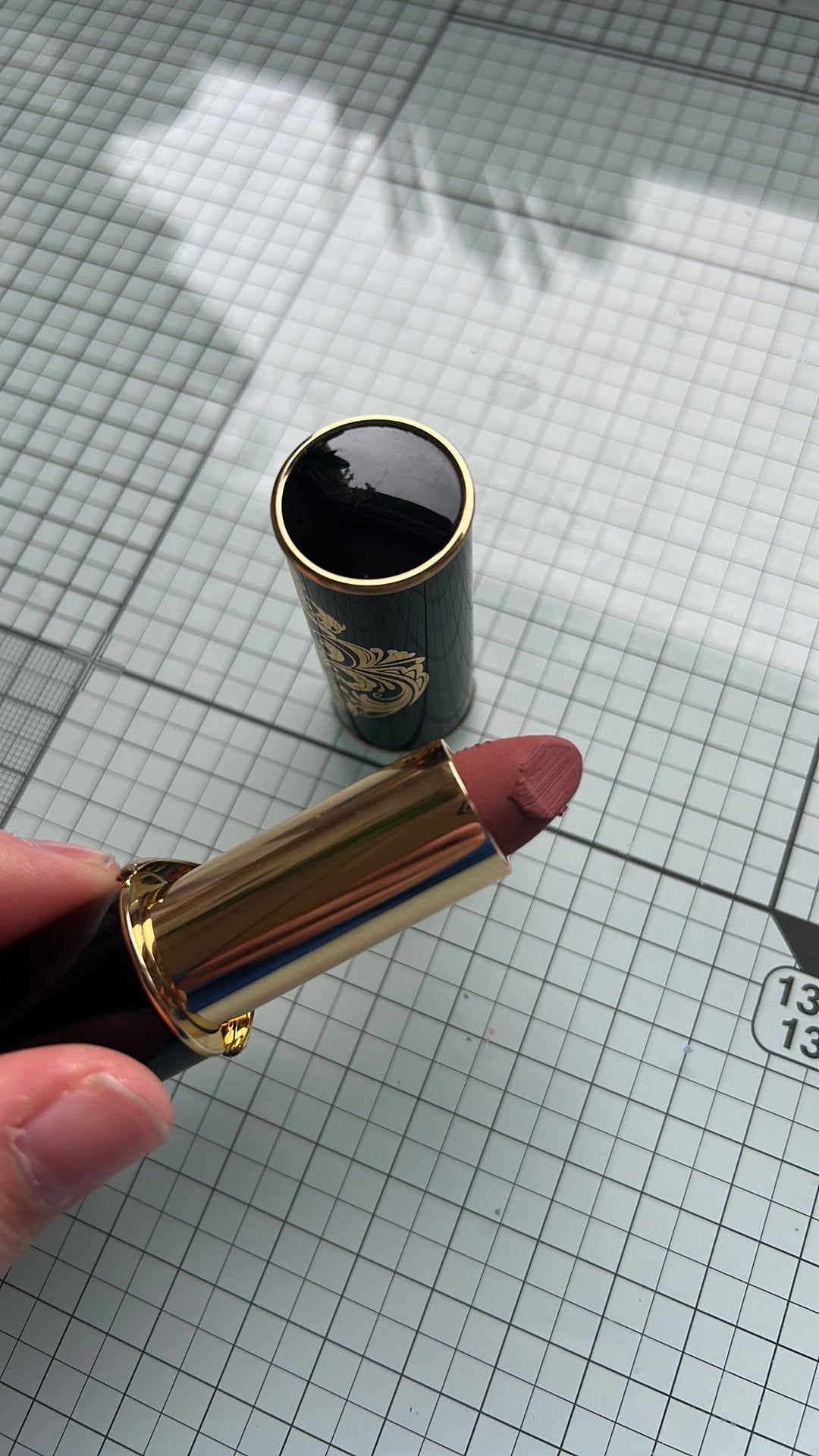 Pat mcgrath lipstick in nude venus, Ophalen of Verzenden, Zo goed als nieuw, Roze, Lippen