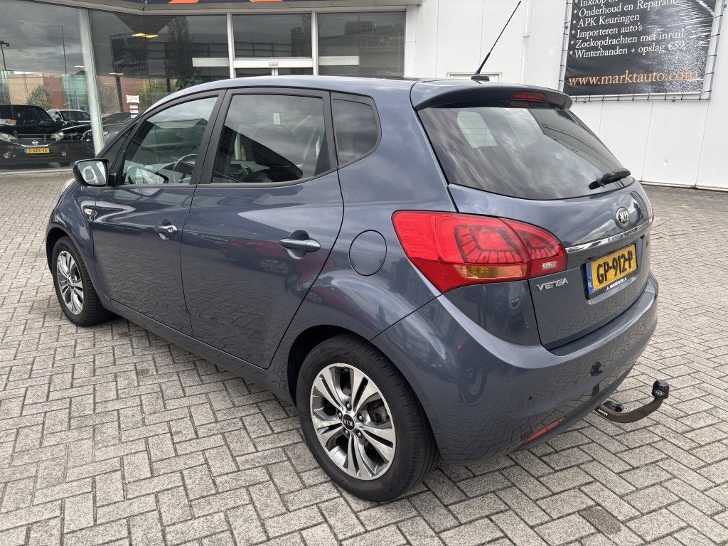 Kia Venga 1.6 CVVT Dynamic Line Panorama Trekhaak Navi Camer, Auto's, Automaat, Dealer onderhouden, 15 km/l, Gebruikt