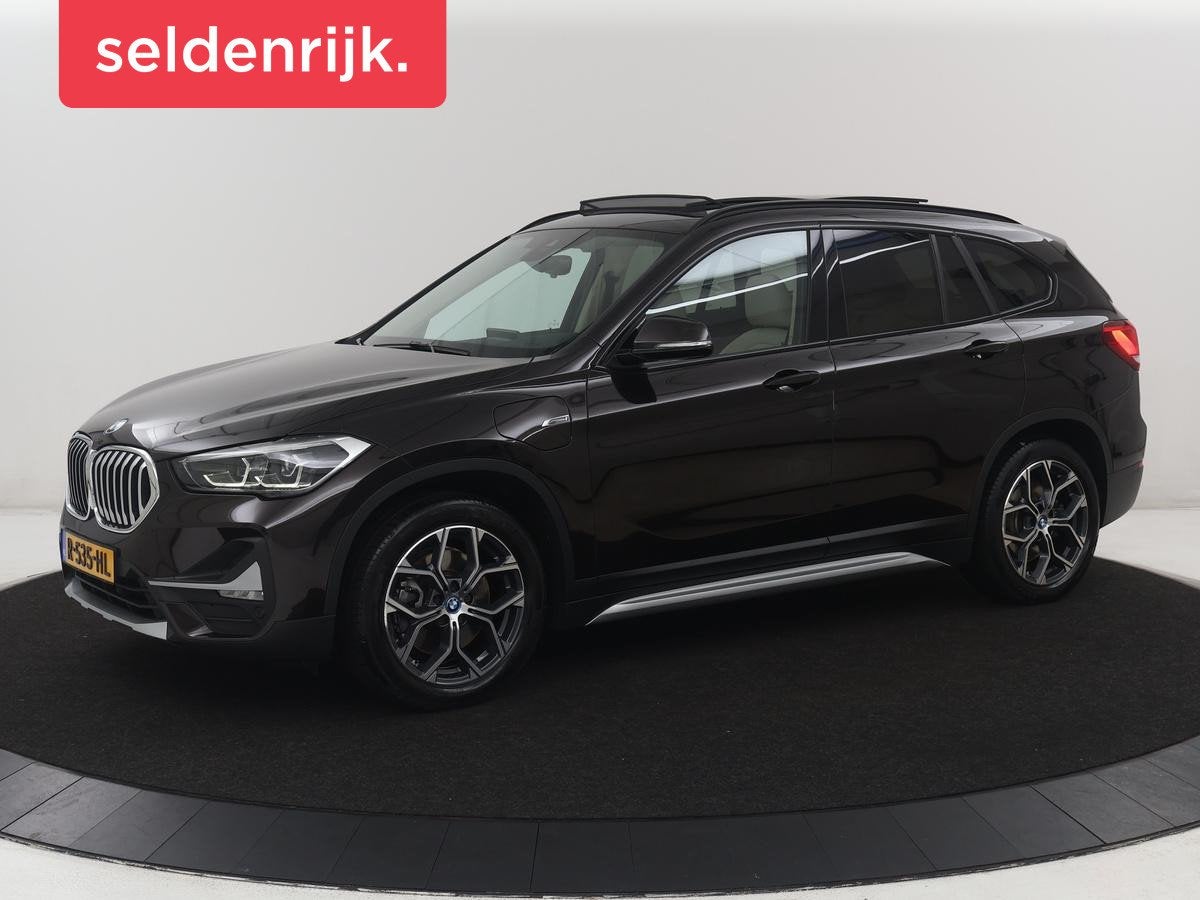 BMW X1 xDrive25e Business Edition Plus | SOH 91,4% | Panoram, Gebruikt, Bruin, Leder en Stof, Bedrijf
