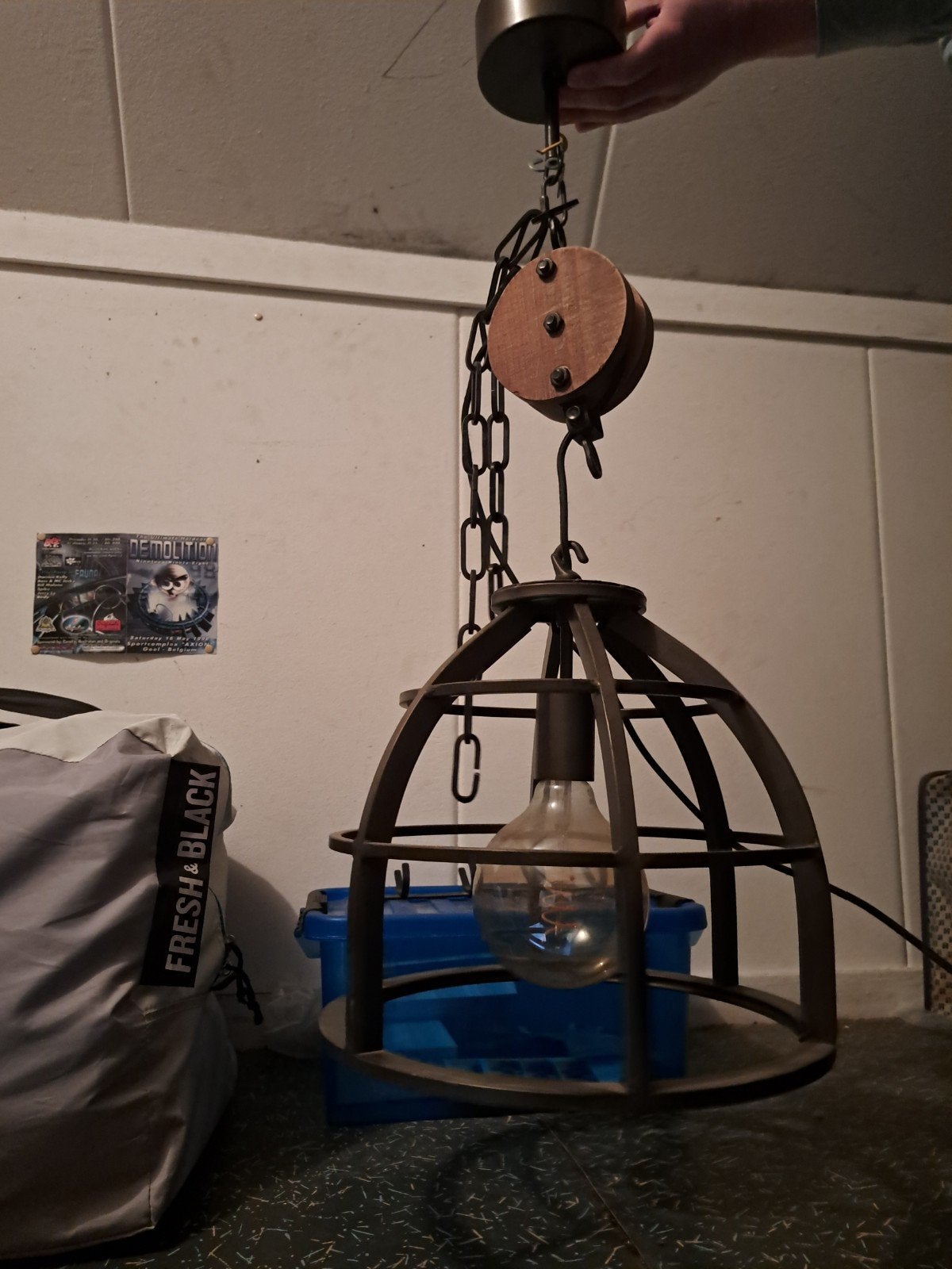 te koop: industriele lamp, Ophalen