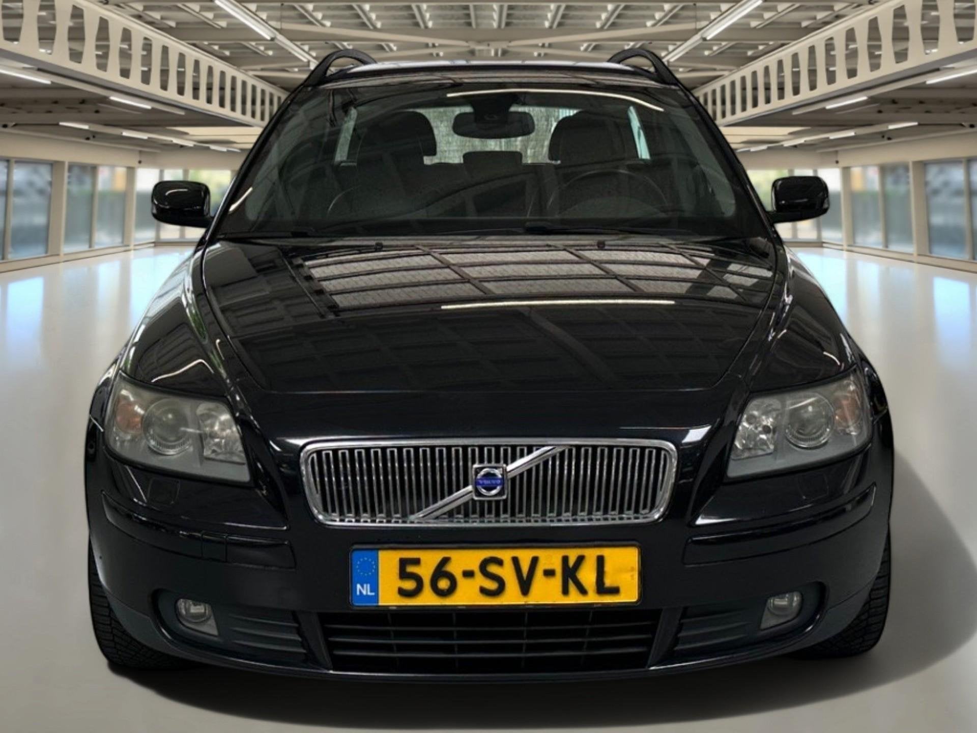 Volvo V50 2.4 Leder, verwarmde stoelen automaat, garantie..., Auto's, Volvo, Stof, Gebruikt, Zwart, 700 kg