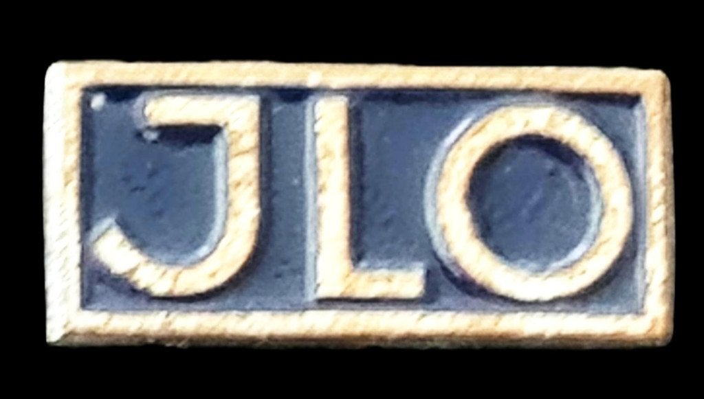 JLO motor speld langwerpig, Verzenden, Zo goed als nieuw, Transport, Speldje of Pin