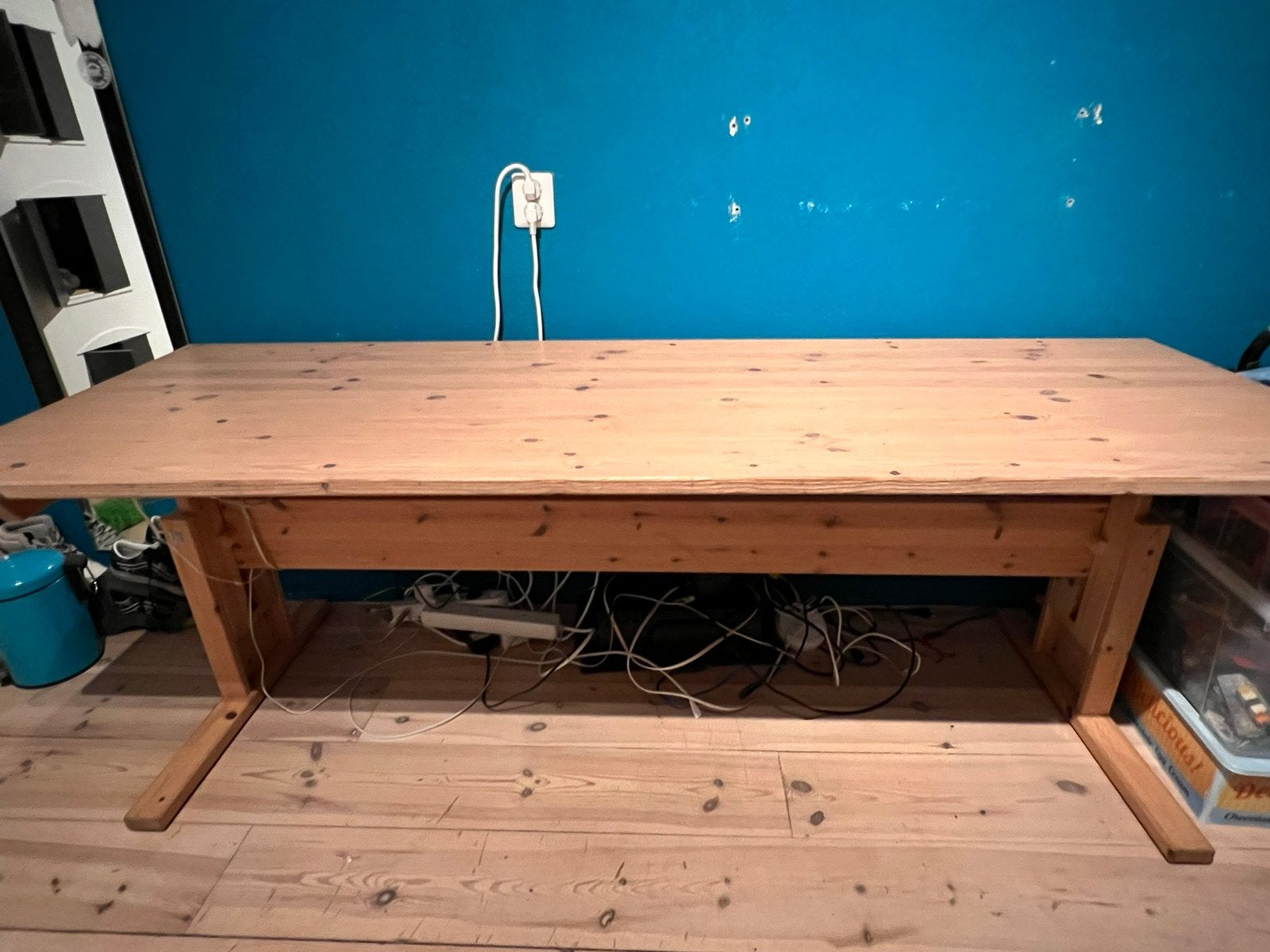 Lifetime grenen bureau, Ophalen, Zo goed als nieuw, Hoogslaper